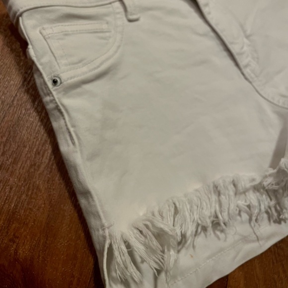 Sneak Peek shorts high rise white cutoff fringe size small - Picture 5 of 11